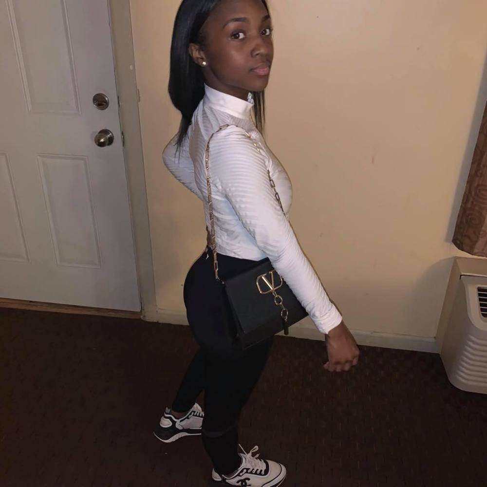 Meet your Posher, Nesha